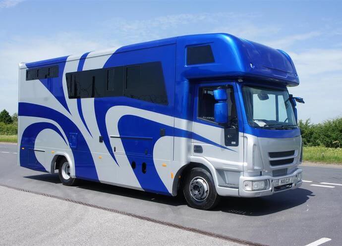 hgv repairs and paint - horseboxes